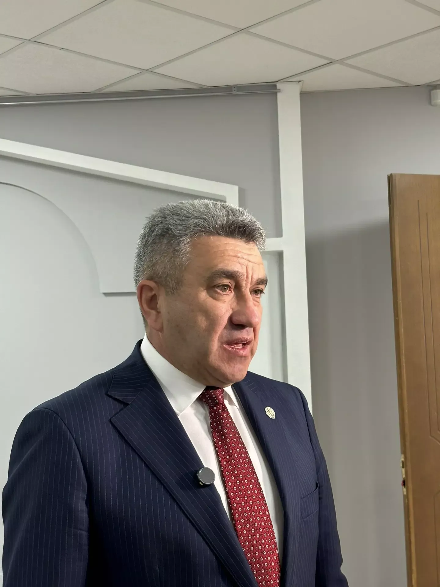 Илсур Һадиуллин: «Сез агымга каршы барырга сәләтле яшьләр»