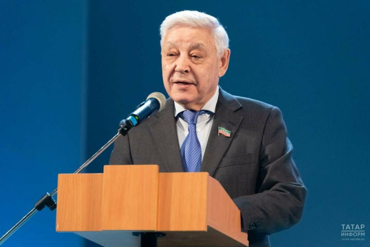 Фәрит Мөхәммәтшин Дәүләт Советы утырышында ФДББСның телләр турындагы үзгәреше хакында сөйләде
