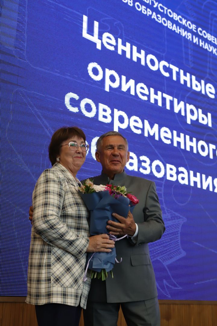 Быелгы август киңәшмәсеннән фоторепортаж