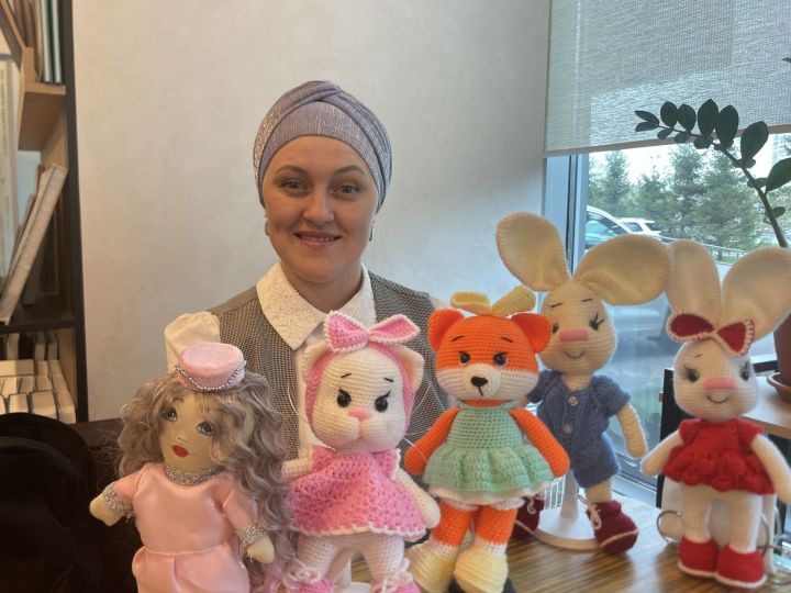 «Балалар бакчасына йөрмәдем, итек бастым»