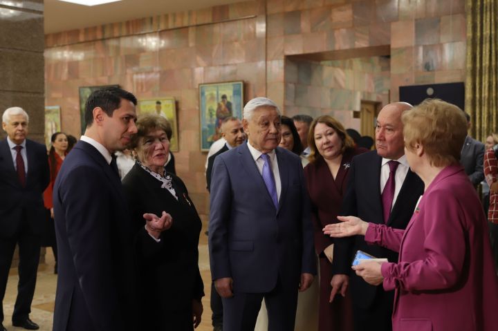 Татарстан парламентына конкурста җиңүчеләр җыелды