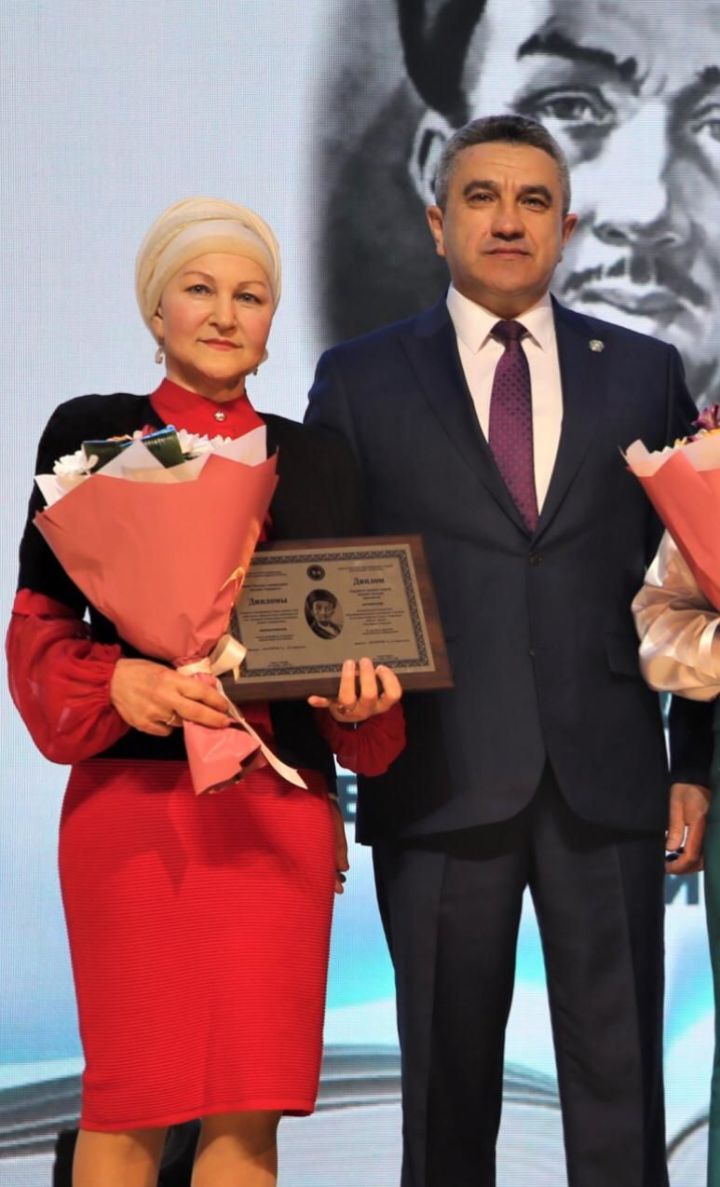 Алиш исемен горур йөртәбез