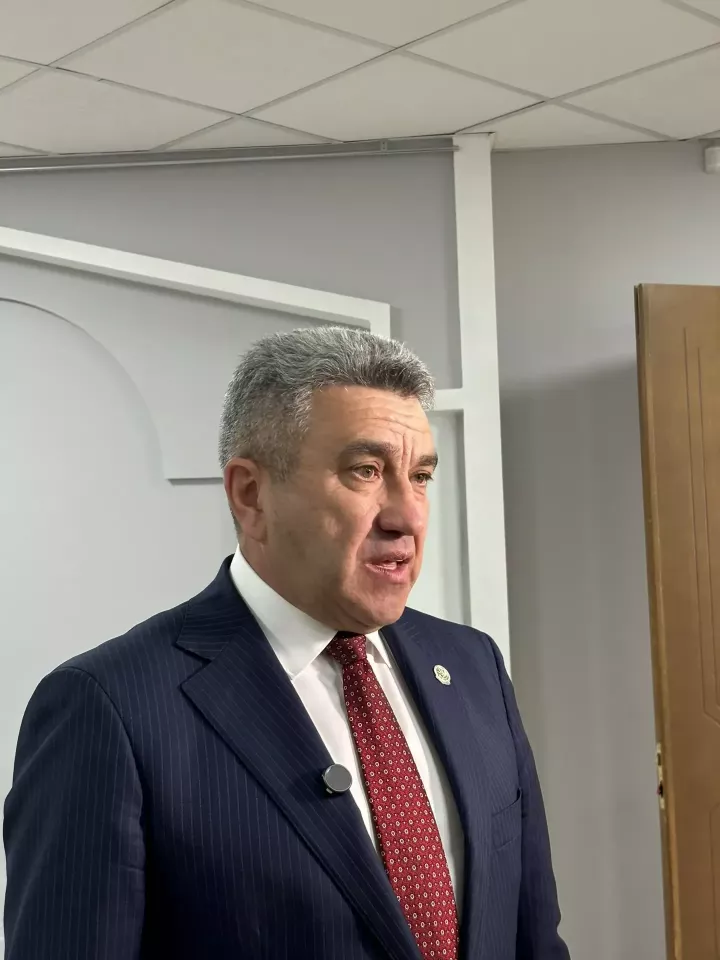 Илсур Һадиуллин: «Сез агымга каршы барырга сәләтле яшьләр»
