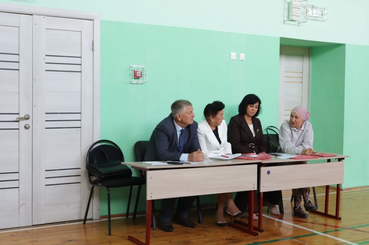 «Авыл укытучысы – 2026» конкурсы финалистлары исемлеге һәм фоторепортаж