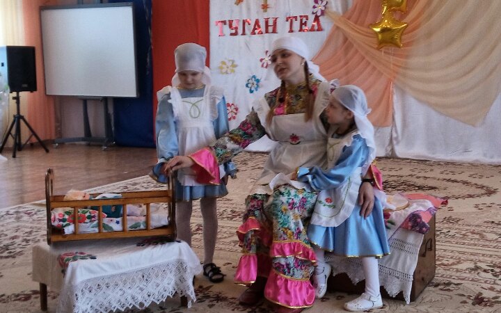 Әниләр көненә мавыктыргыч проект