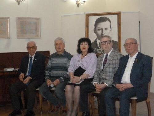 Тукай премиясенә кандидатлар белән очрашу