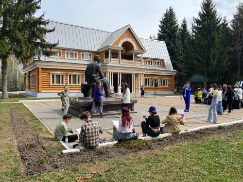 «Тукай әкиятләре дөньясында» хисләнеп