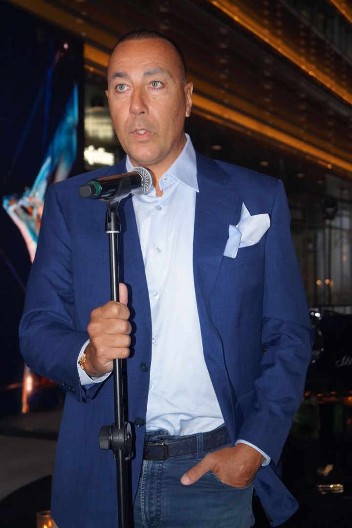 Лоренцо Куинн: “Сәясәт көчсез булганда, сәнгать бу вазифаны үз кулына ала»
