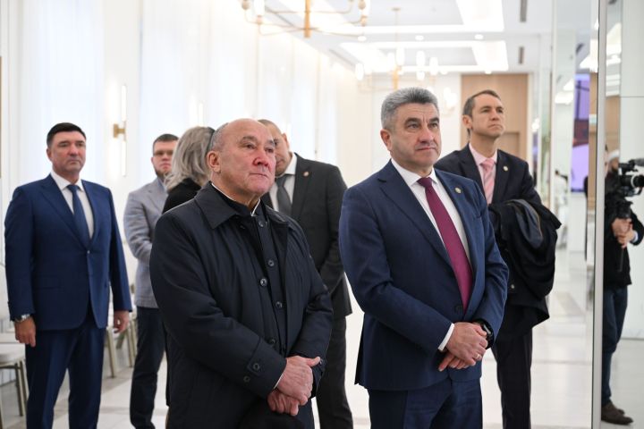 Рөстәм Миңнеханов  Усады авылындагы яңа «Тәрбия үзәге»ндә булды