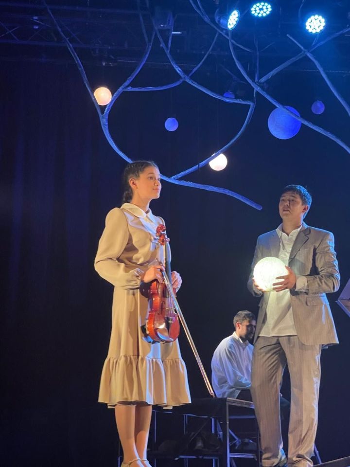 Роберт Миңнуллинга багышланган спектакль