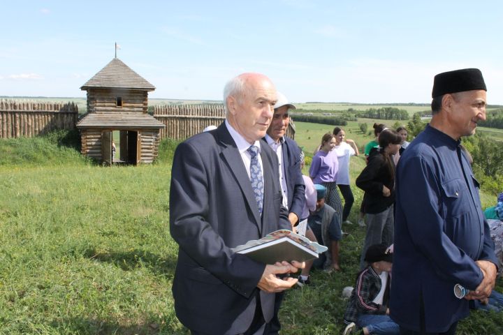 Мамадышта эз калдырган Әтнә егете