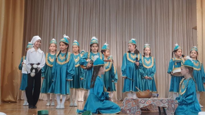 12 нче гимназиядә «Халыклар дуслыгы» фестивале