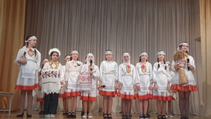 12 нче гимназиядә «Халыклар дуслыгы» фестивале