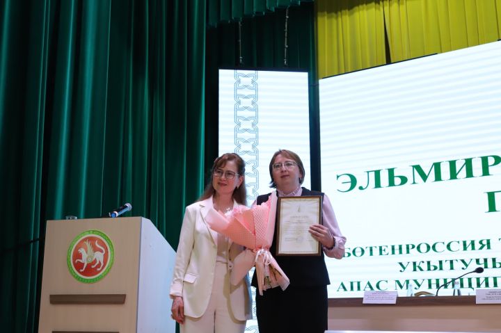 Милли традицияләргә, туган телгә  тугрылык саклап