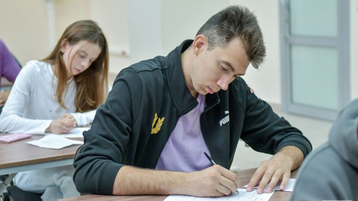 Идел буе университеты ТР авыл мәктәпләре өчен беренче белгечләр әзерләде
