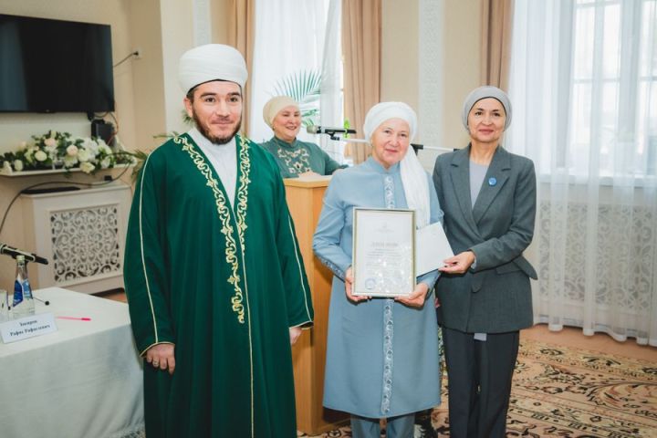 «Таян Аллаһка!» бәйгесе җиңүчеләрен бүләкләделәр
