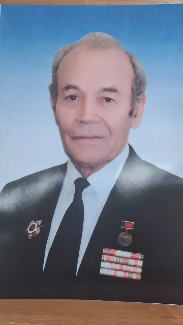 Казанда Хаков укулары